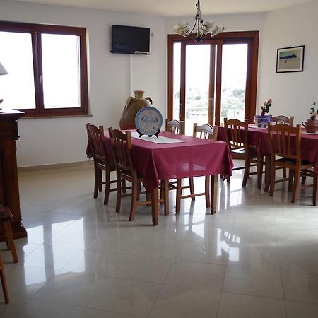 B&B La Pineta Sant'Antioco Bagian luar foto