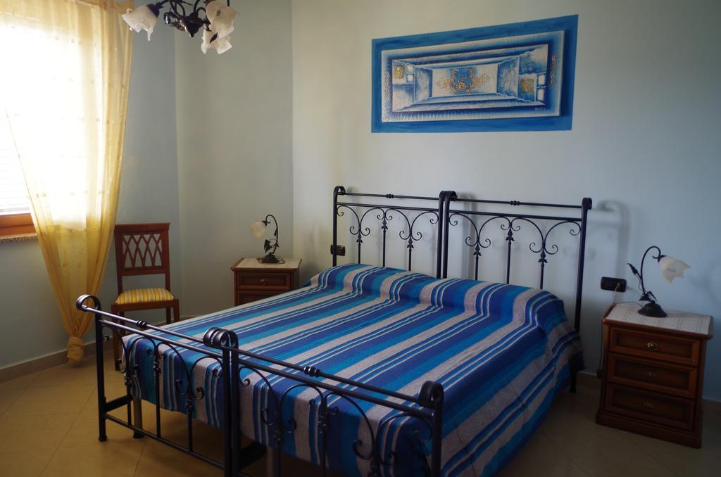 B&B La Pineta Sant'Antioco Bagian luar foto